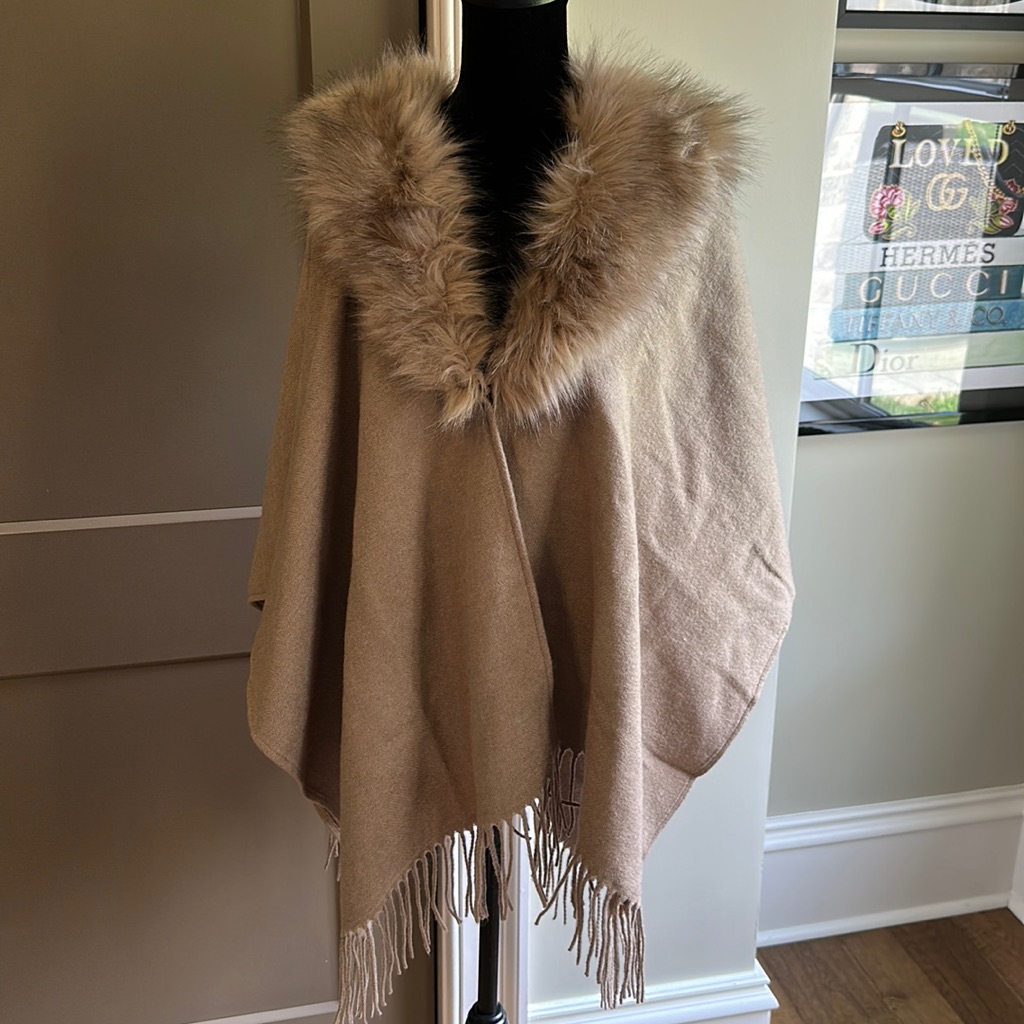 Nwt Talbots Fur Collar Ruana - M/L